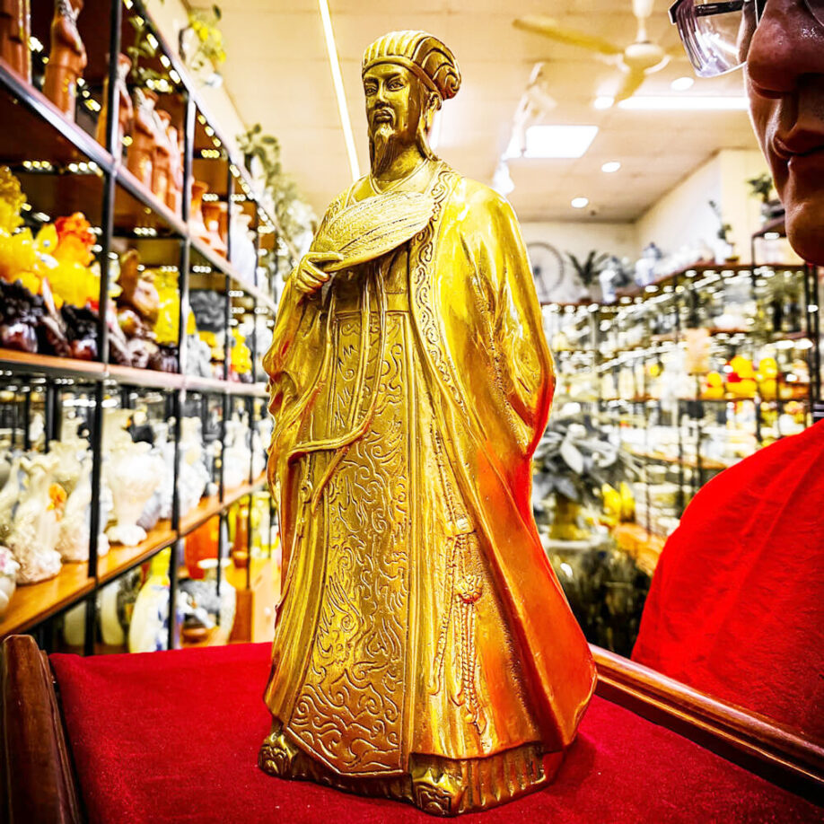 Tượng Khổng Minh