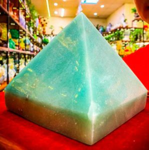 Đá ngọc quý ứng dụng trong lĩnh vực phong thủy