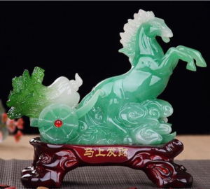 Vật phẩm phong thủy phòng khách ấn tượng